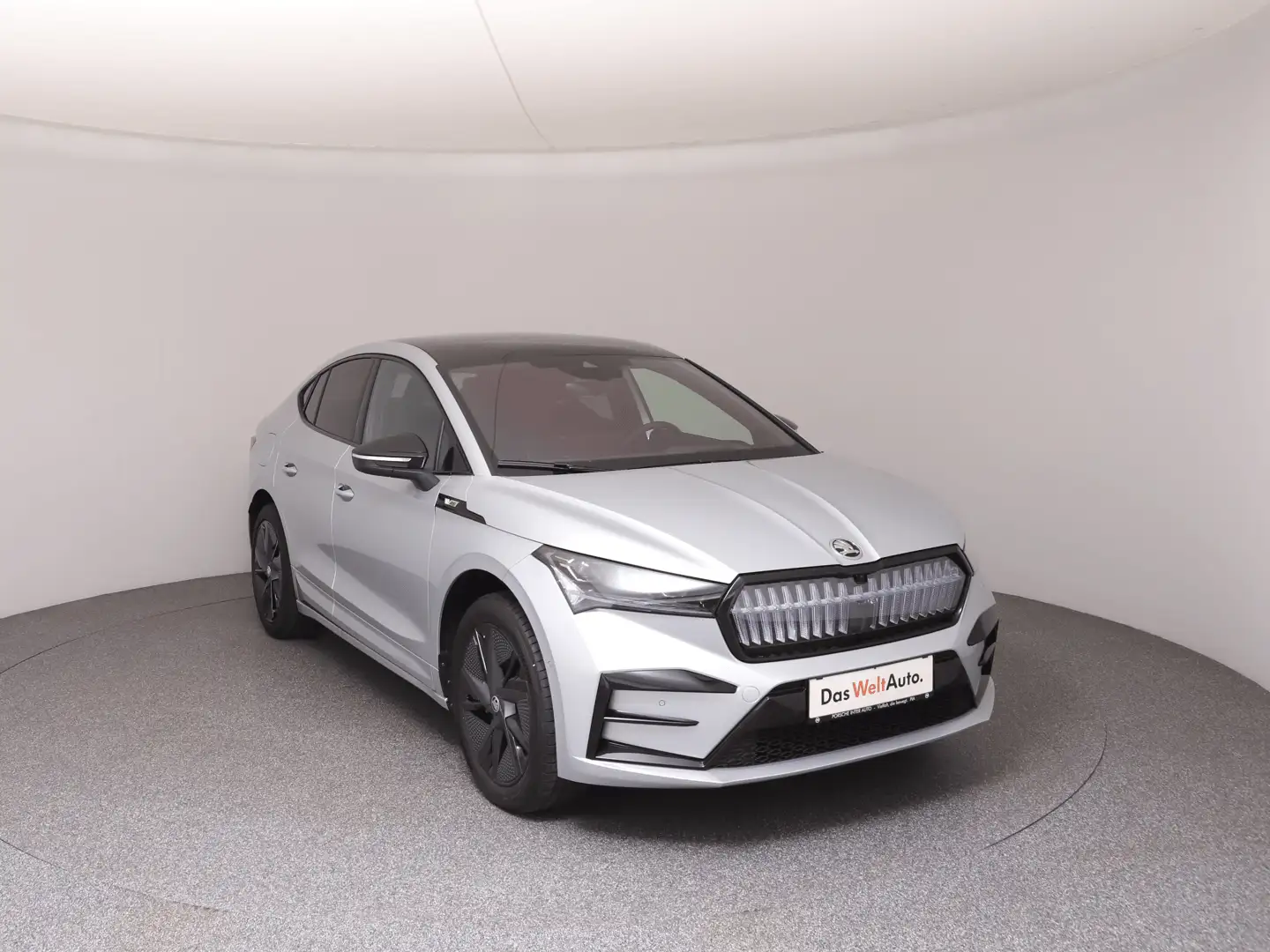 Skoda Enyaq Coupé RS Silber - 2