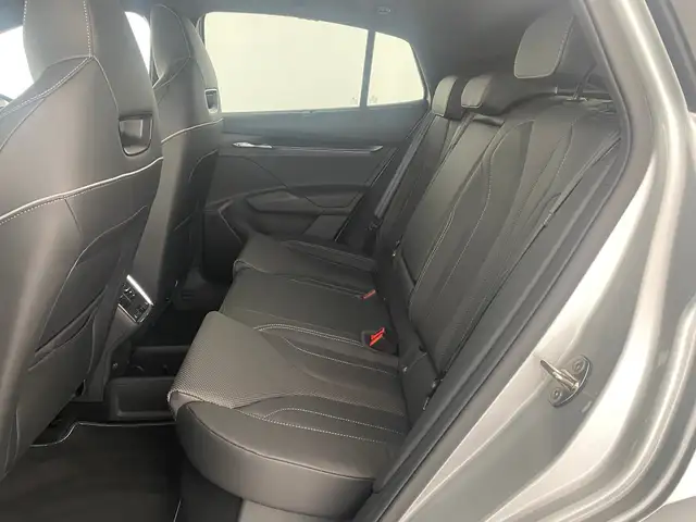 Skoda Enyaq view 11