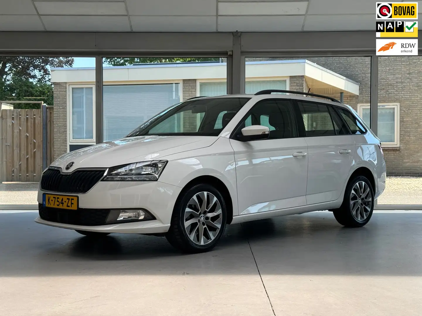 Skoda Fabia Combi 1.0 TSI Business Edition |Navigatie|Parkeers Blanc - 1