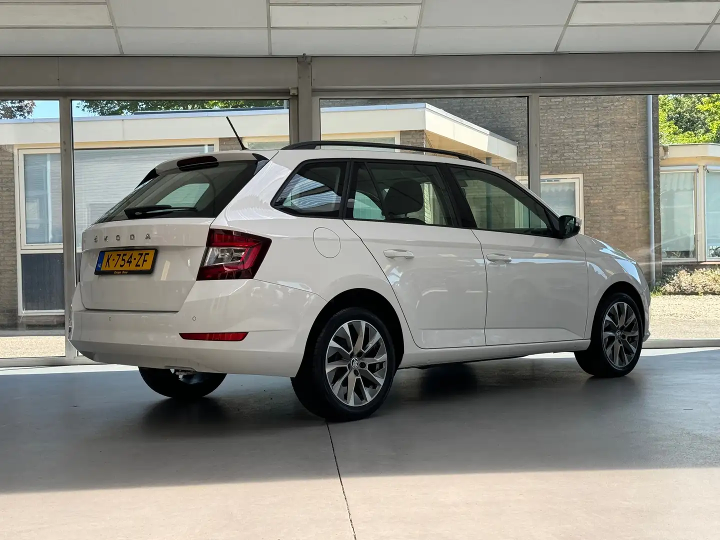 Skoda Fabia Combi 1.0 TSI Business Edition |Navigatie|Parkeers Blanc - 2