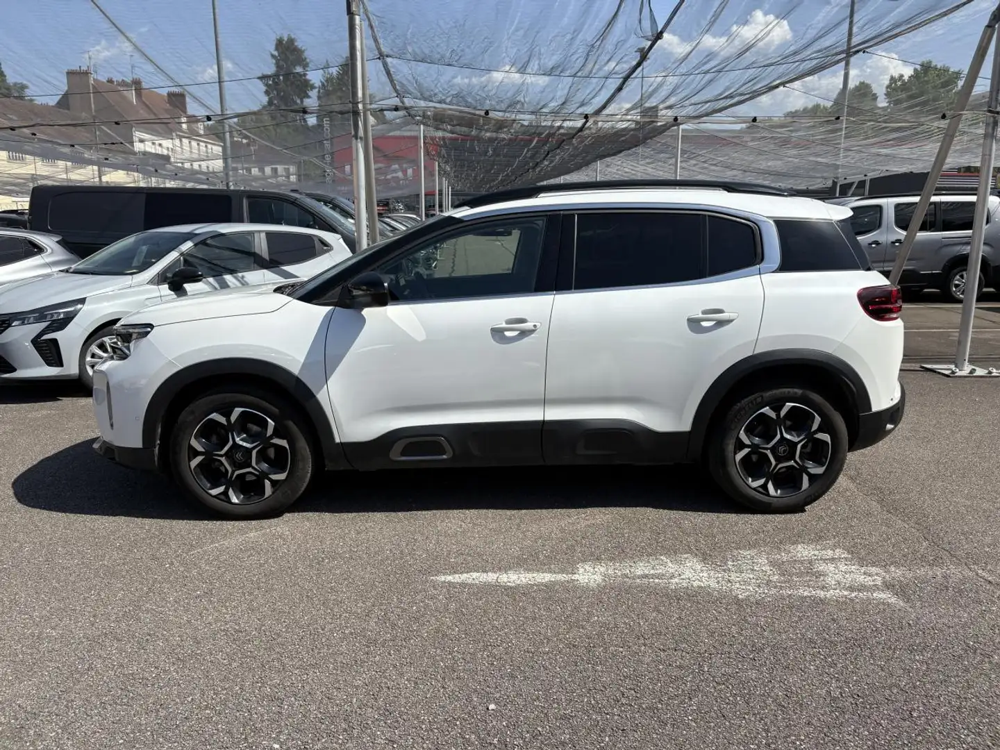 Citroen C5 Aircross (2) 1.5 BlueHDi 130 S\u0026S EAT8 Shine Weiß - 2