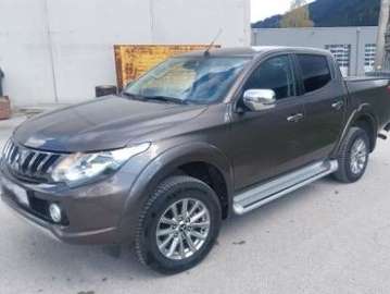 L 200 2,4 DI-D 4WD Doppelkabine Intense Connect