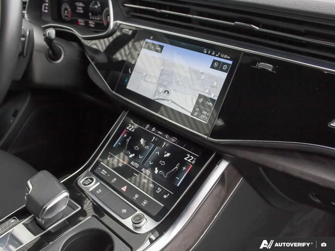 Audi Q8 снимка Audi Q8