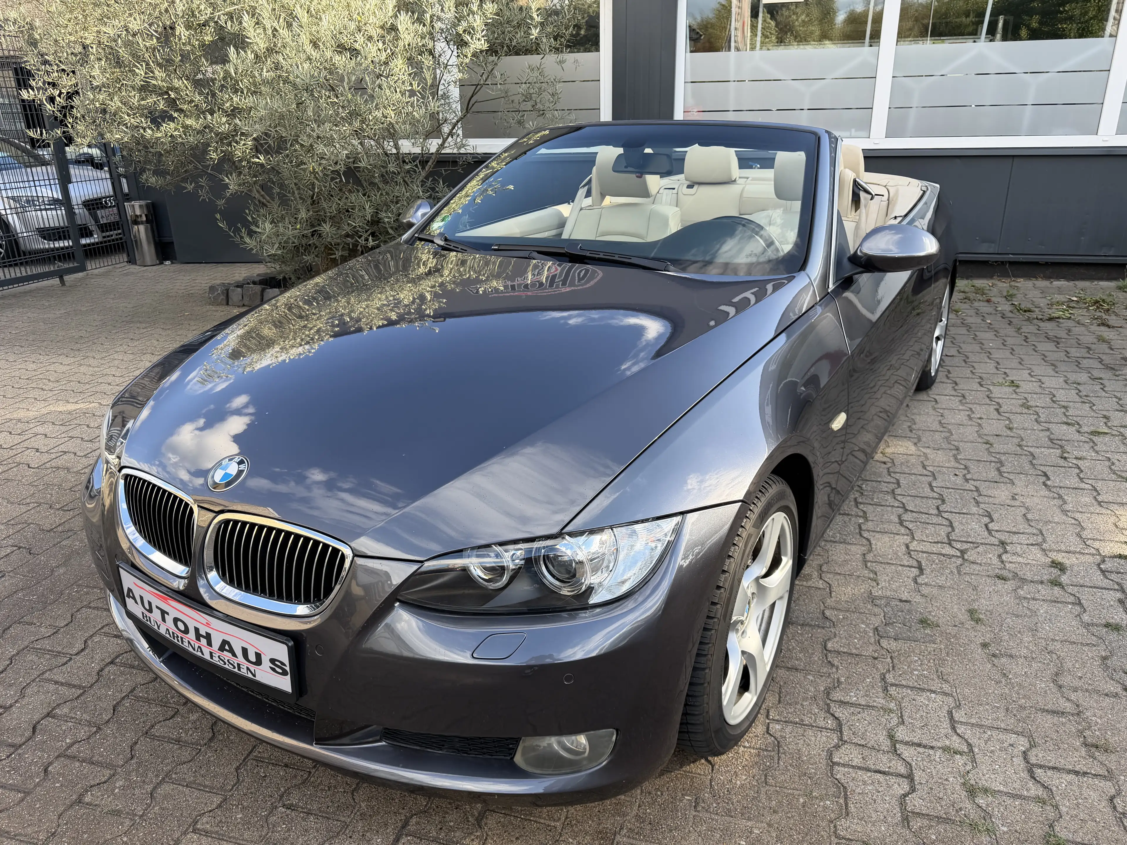 BMW 325 i V6 Cabrio Grau Leder Automatik Xenon — photo 16