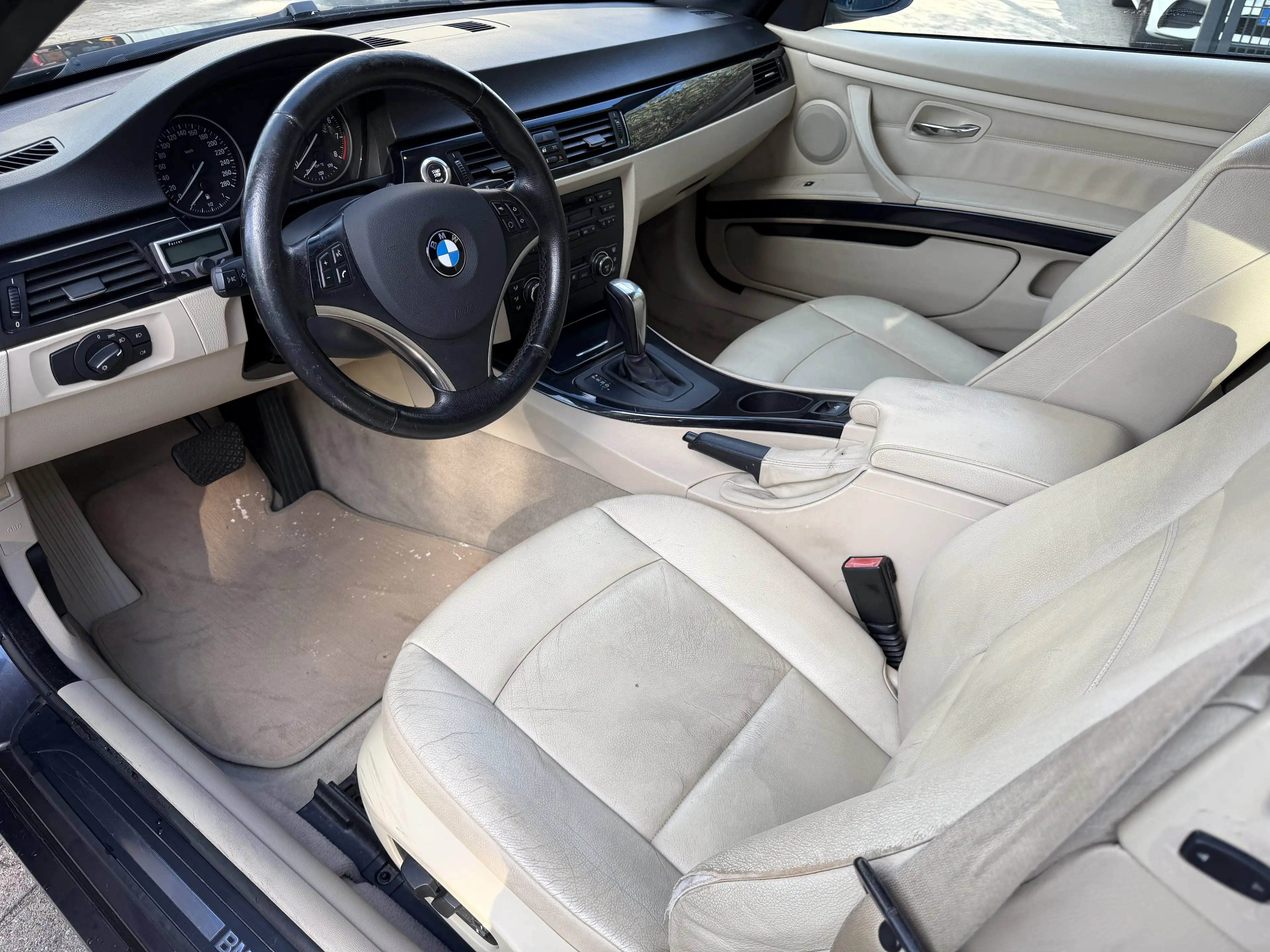 BMW 325 i V6 Cabrio Grau Leder Automatik Xenon — photo 5