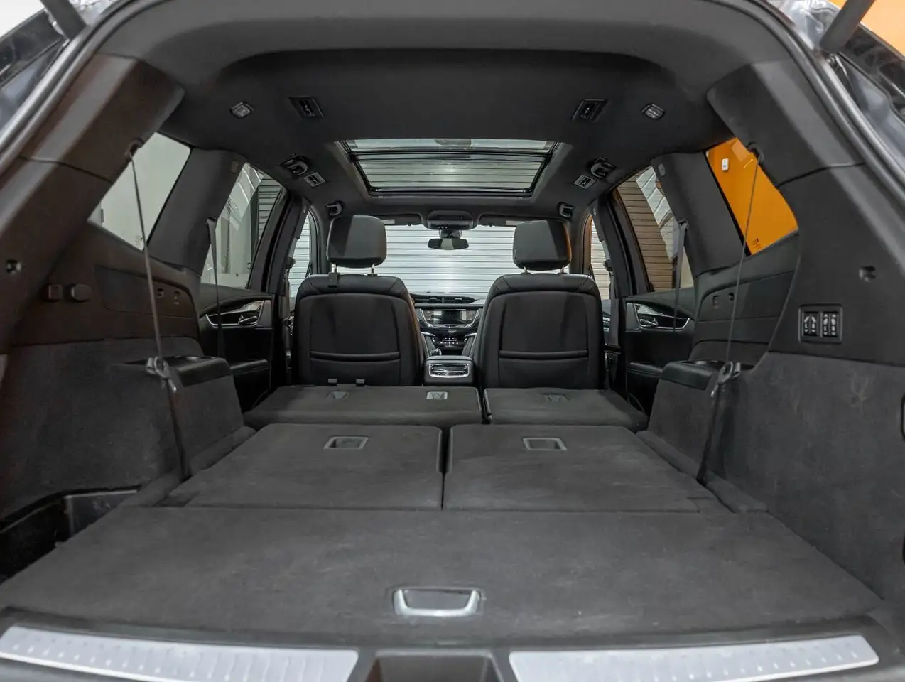Cadillac XT6 снимка Cadillac XT6