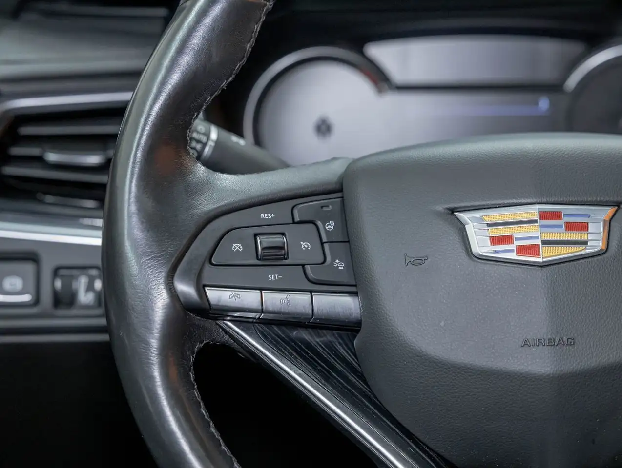 Cadillac XT6 снимка Cadillac XT6