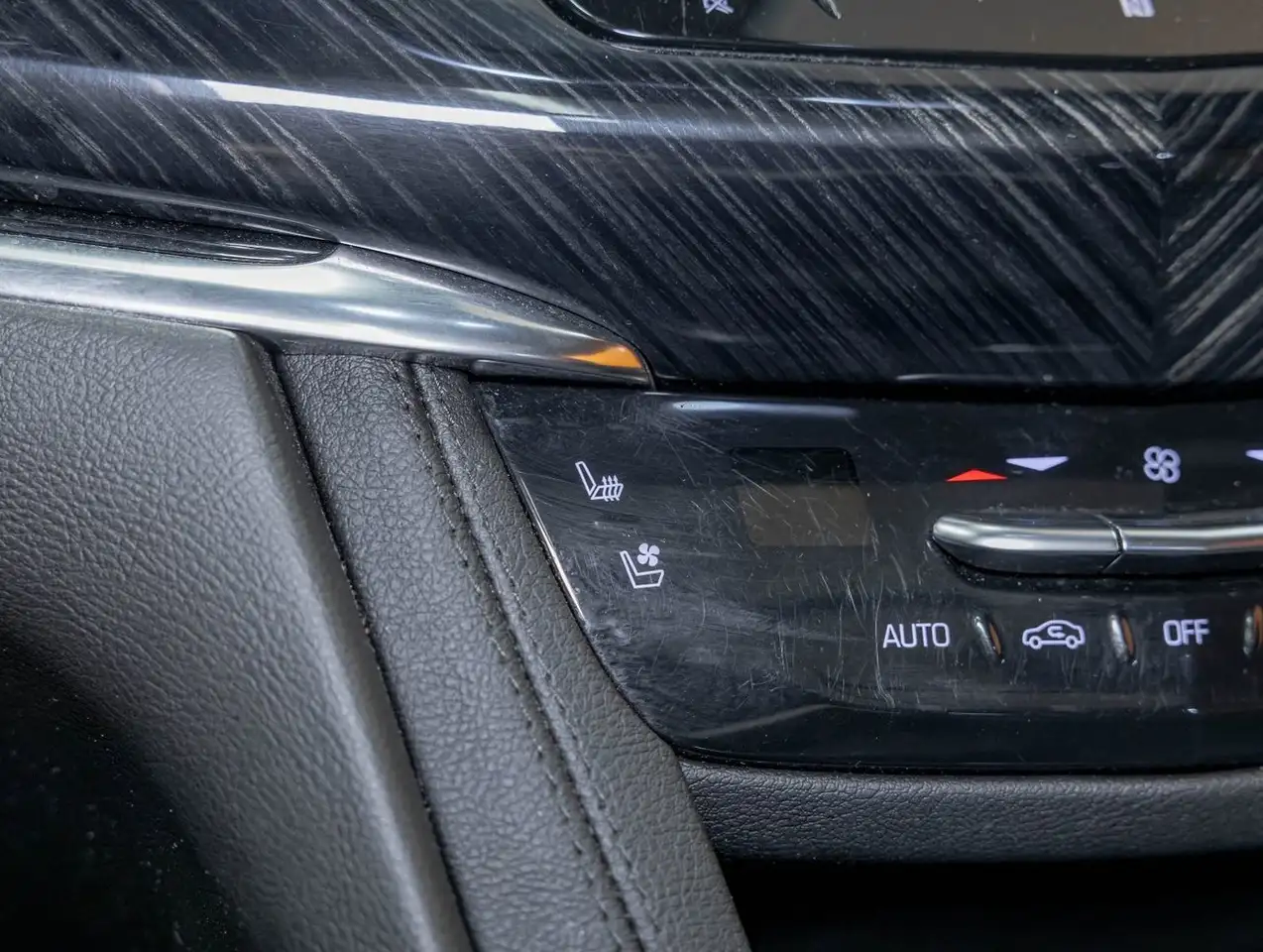 Cadillac XT6 снимка Cadillac XT6