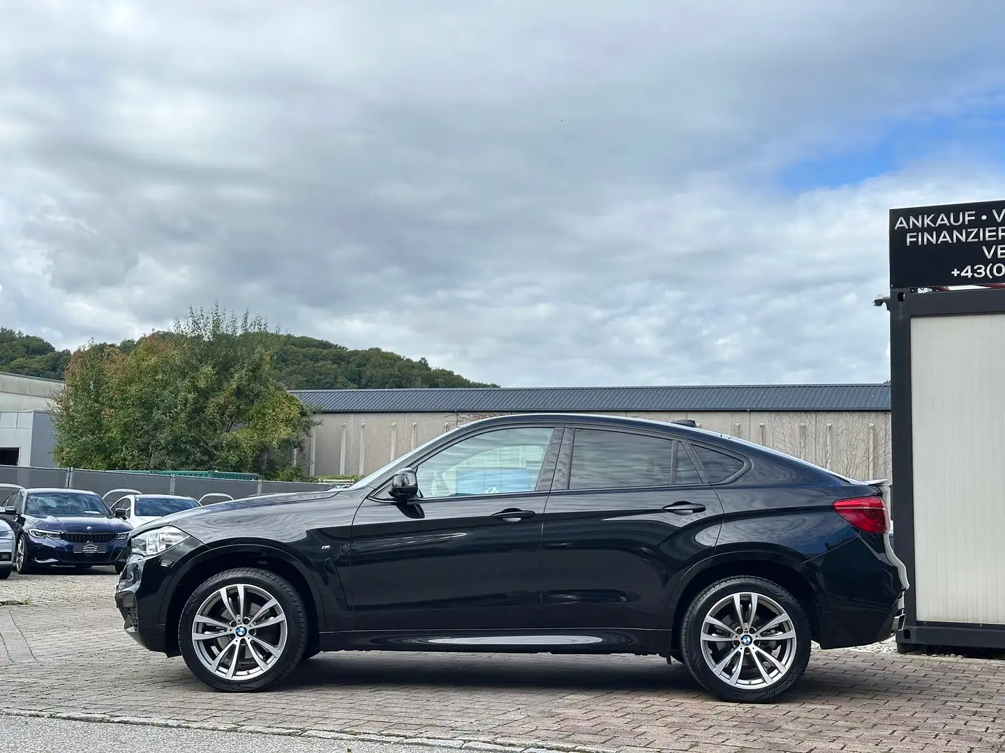 BMW X6 F16 30d xDrive Aut M-Paket Finanzierung möglich Schwarz - 2