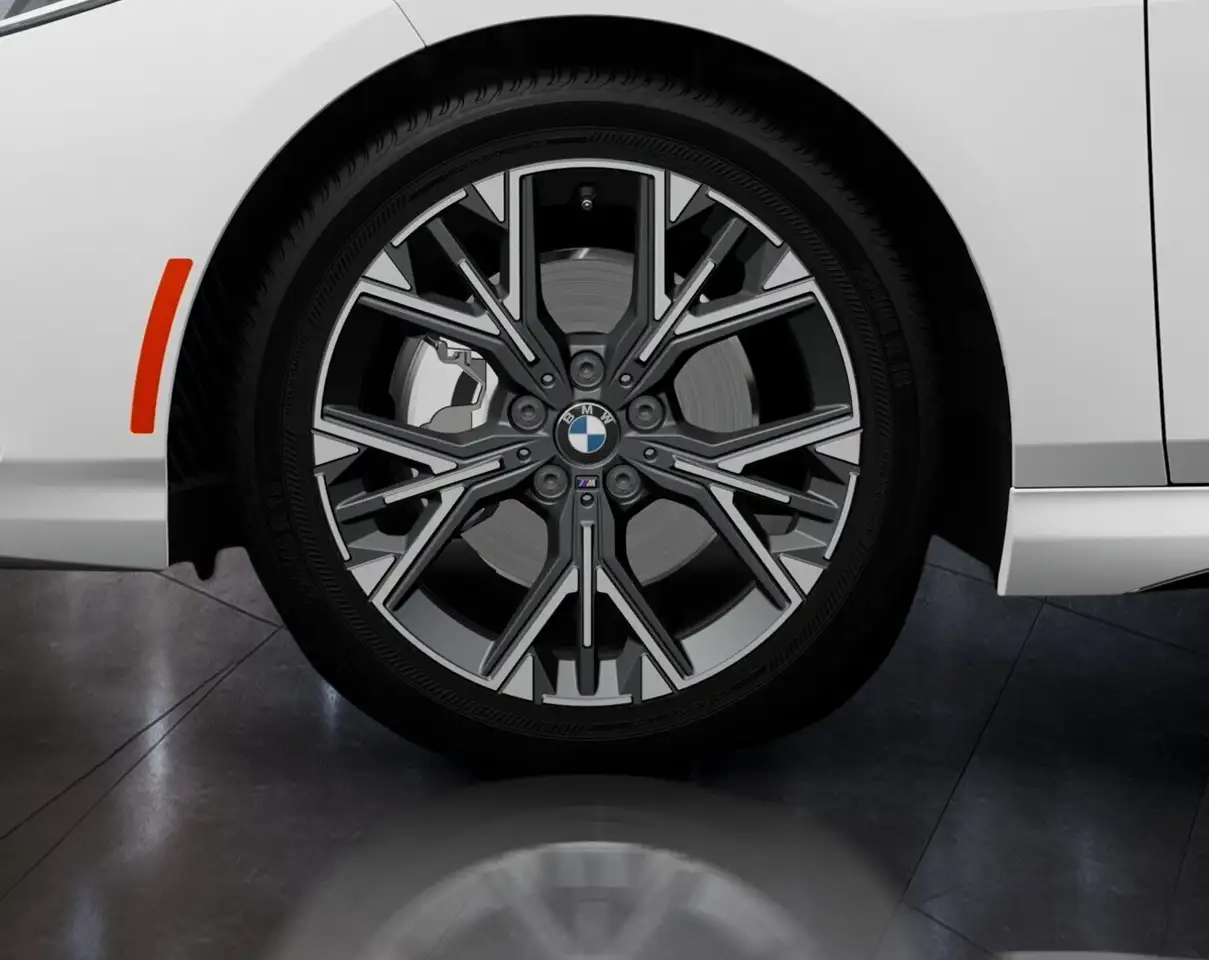 BMW 2 Series снимка BMW 2 Series