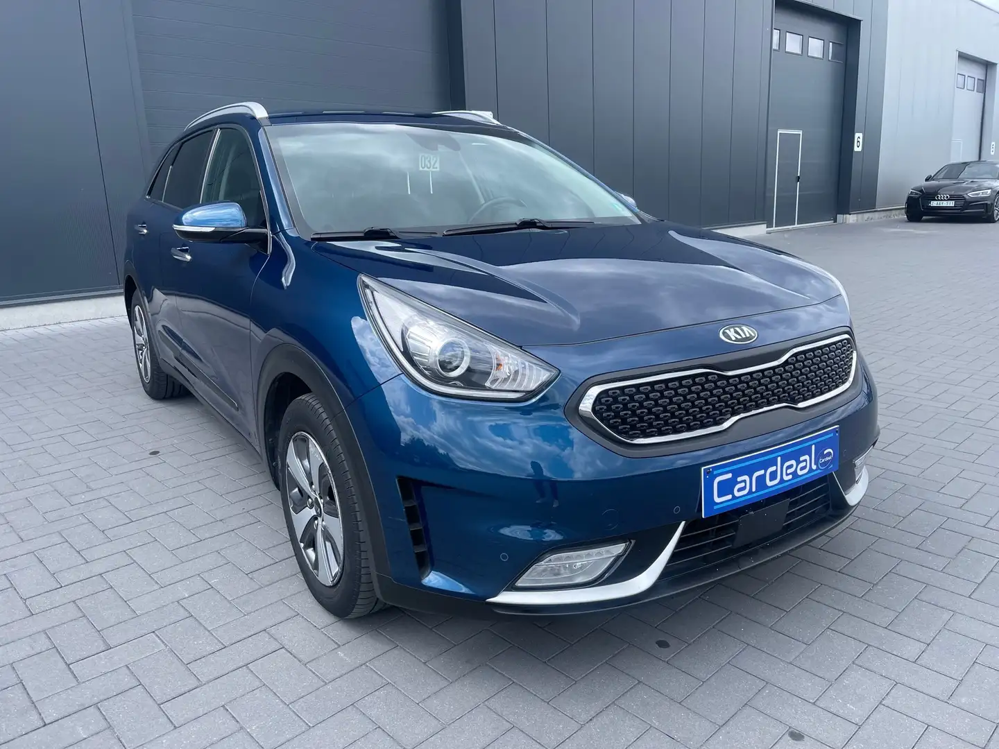 Kia Niro 1.6 GDi HEV Navi Edition /CAMERA/GPS/GARANTIE.12/ Bleu - 1