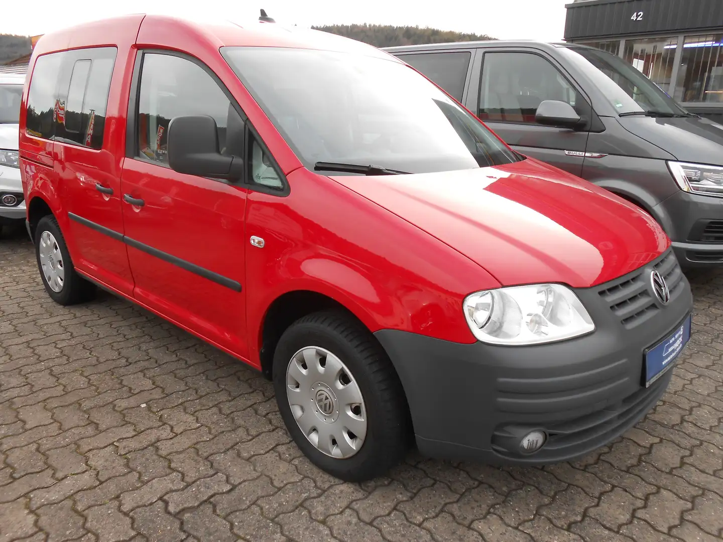 Volkswagen Caddy 1.4 Life (5-Si.) Rot - 2