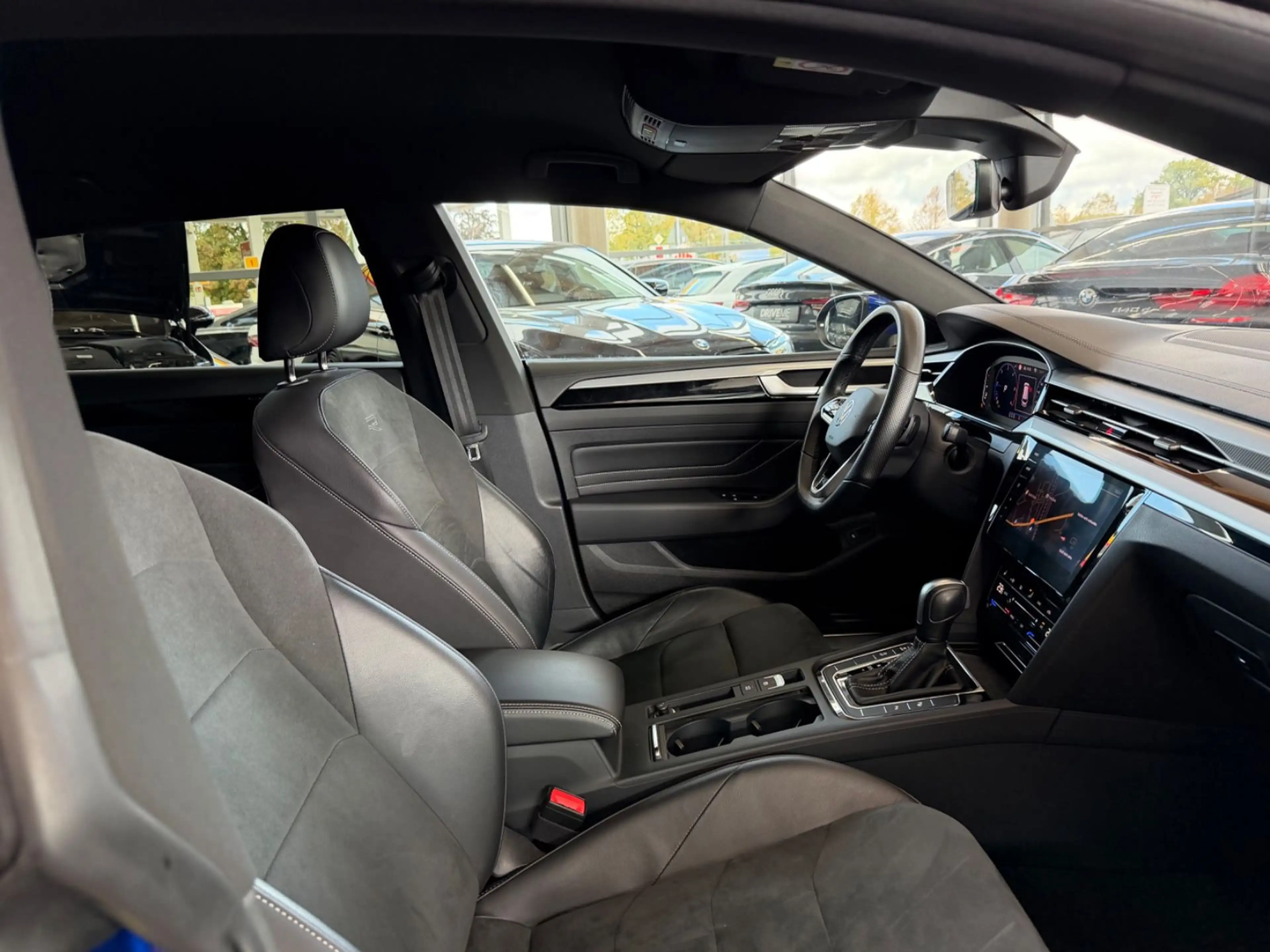 Volkswagen Arteon Shooting Brake R-Line 2.0TDI DSG ACC LED — photo 17