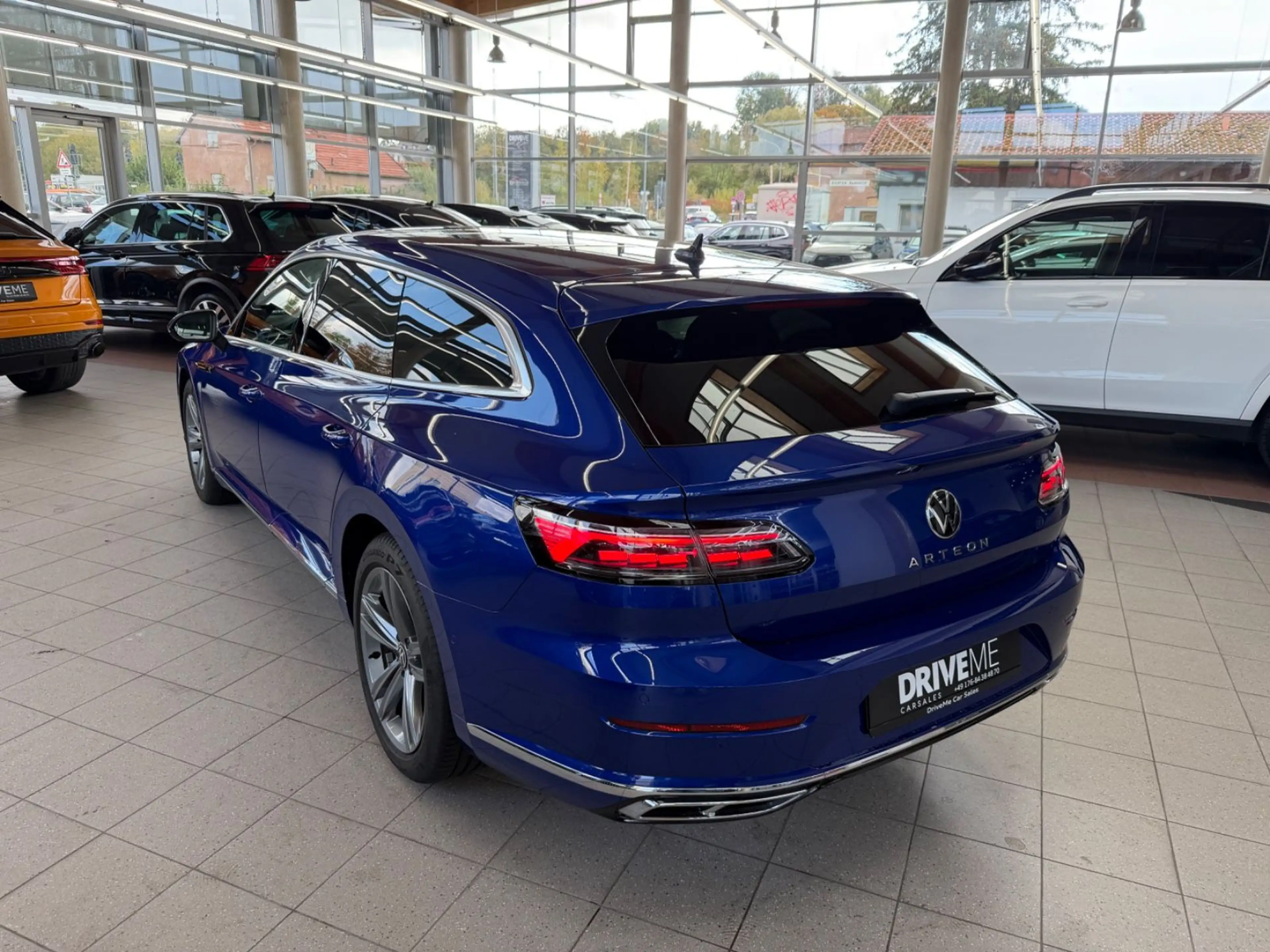 Volkswagen Arteon Shooting Brake R-Line 2.0TDI DSG ACC LED — photo 7