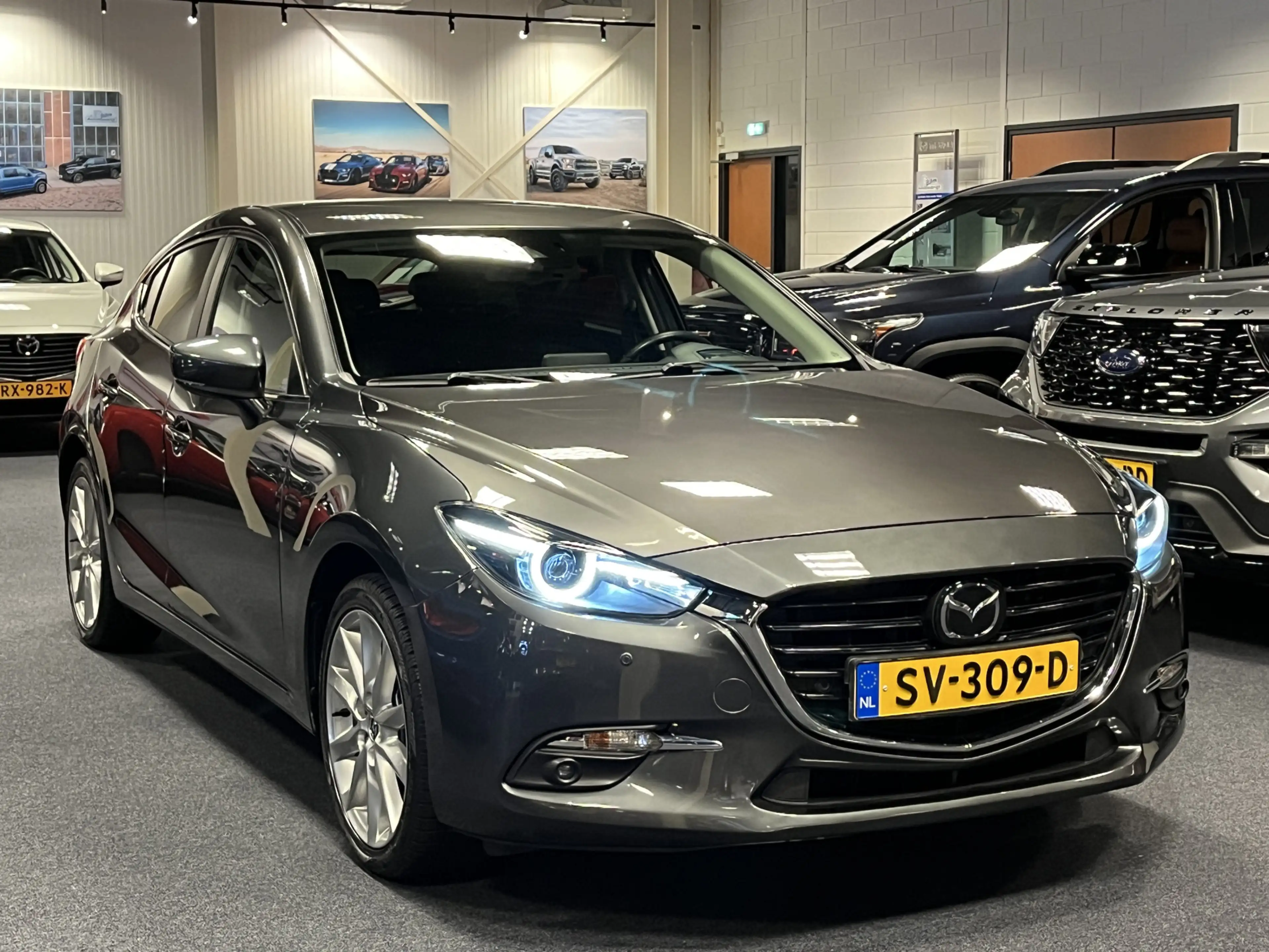 Mazda 3 2.0 SkyActiv-G GT-M 120PK Navi Leder Bose Cruise H — photo 5