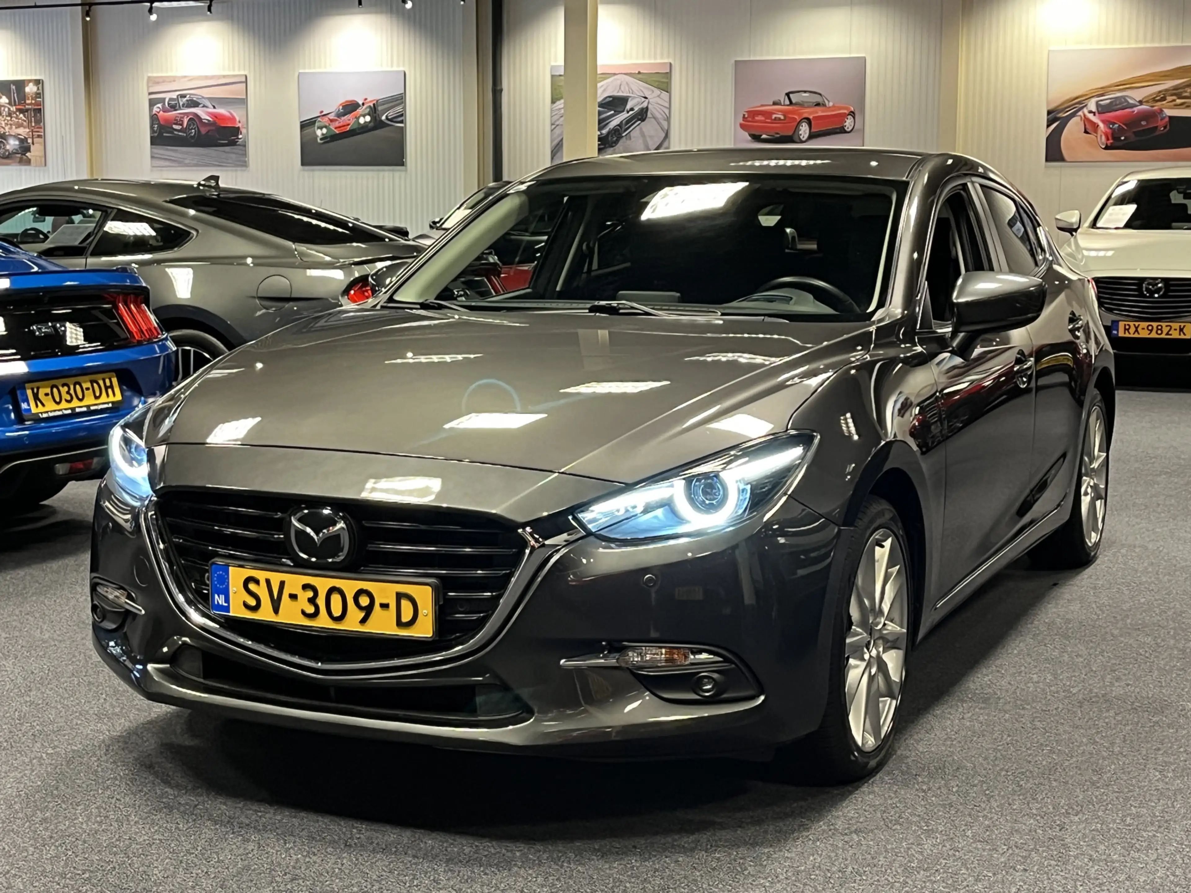 Mazda 3 2.0 SkyActiv-G GT-M 120PK Navi Leder Bose Cruise H — photo 9