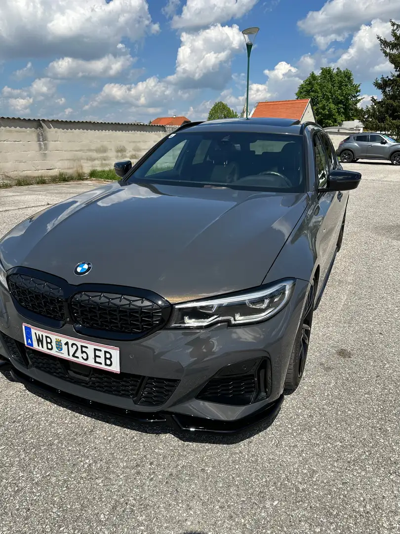 BMW 340 M340i xDrive Touring 48 VAut. Grau - 2