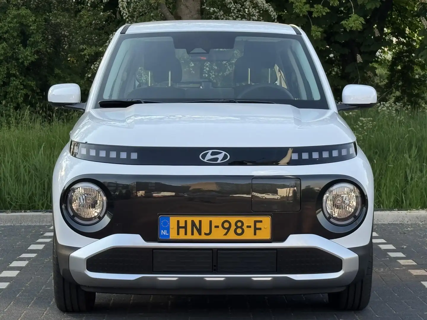 Hyundai Inster E-Motion 42 kWh | €2295 KORTING | CLIMATE CONTROL Wit - 2