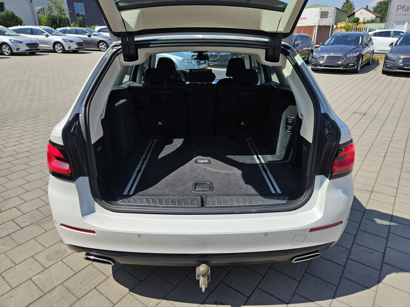 BMW 520 5 Touring 520d xDrive*1Hand*8fachBereift*AHK — photo 28