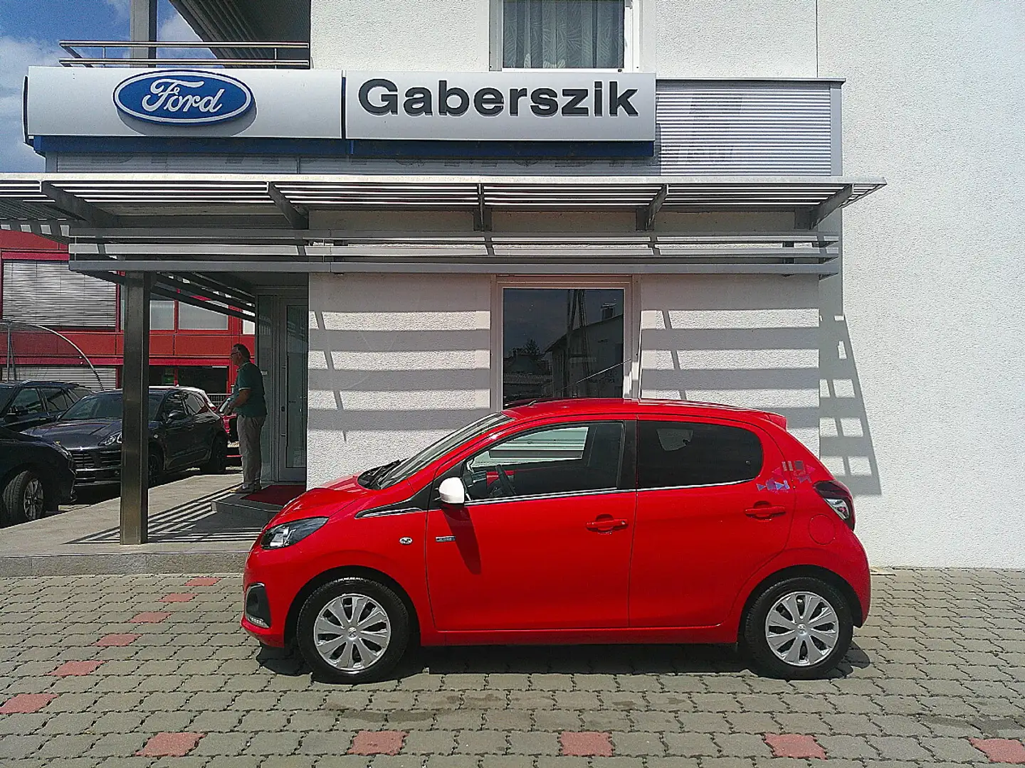 Peugeot 108 1,0 e-VTi 68 Stop&Start Envy Rot - 2