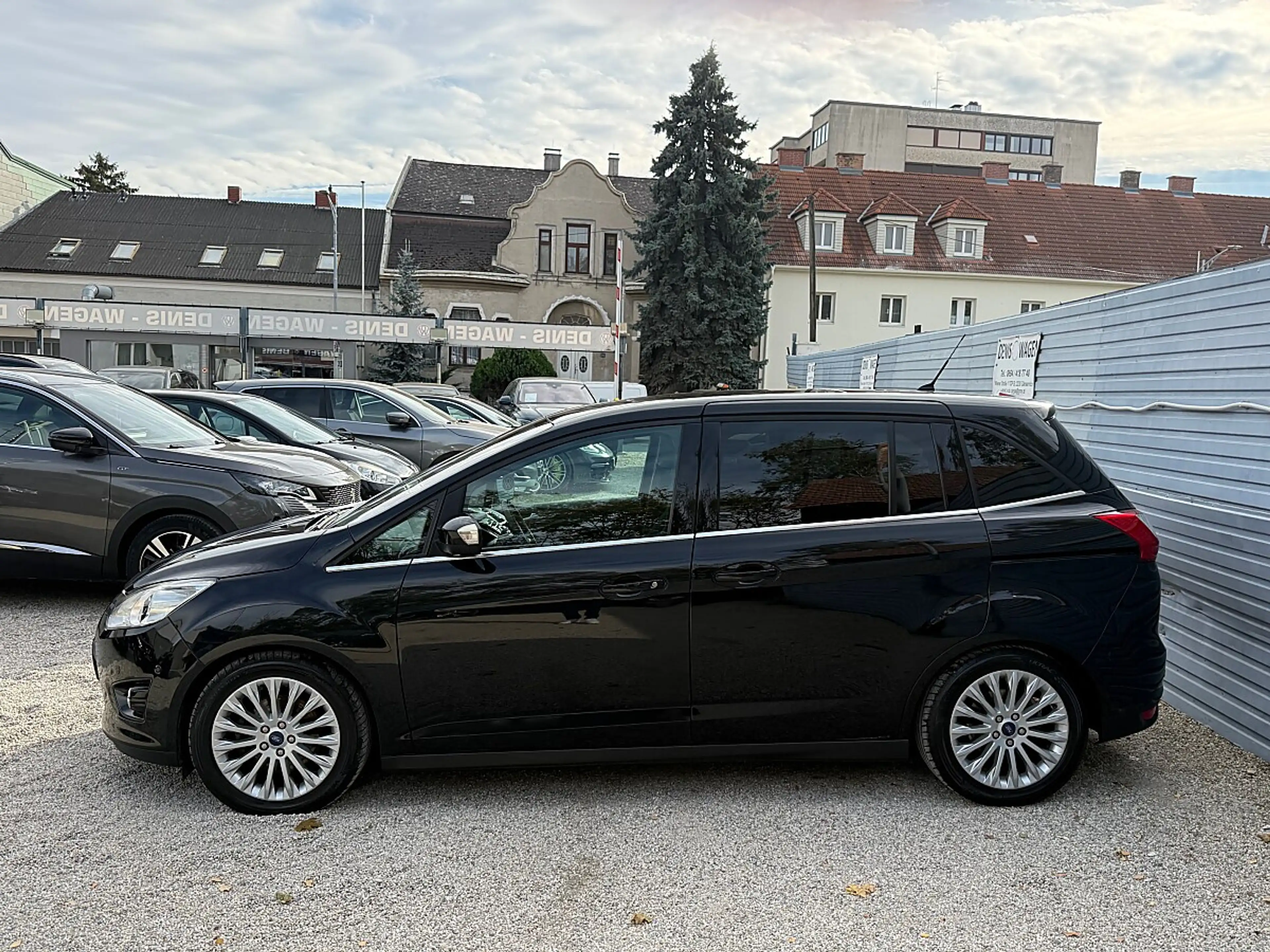 Ford Grand C-Max Grand C-MAX Titanium 1,6 TDCi DPF — photo 4