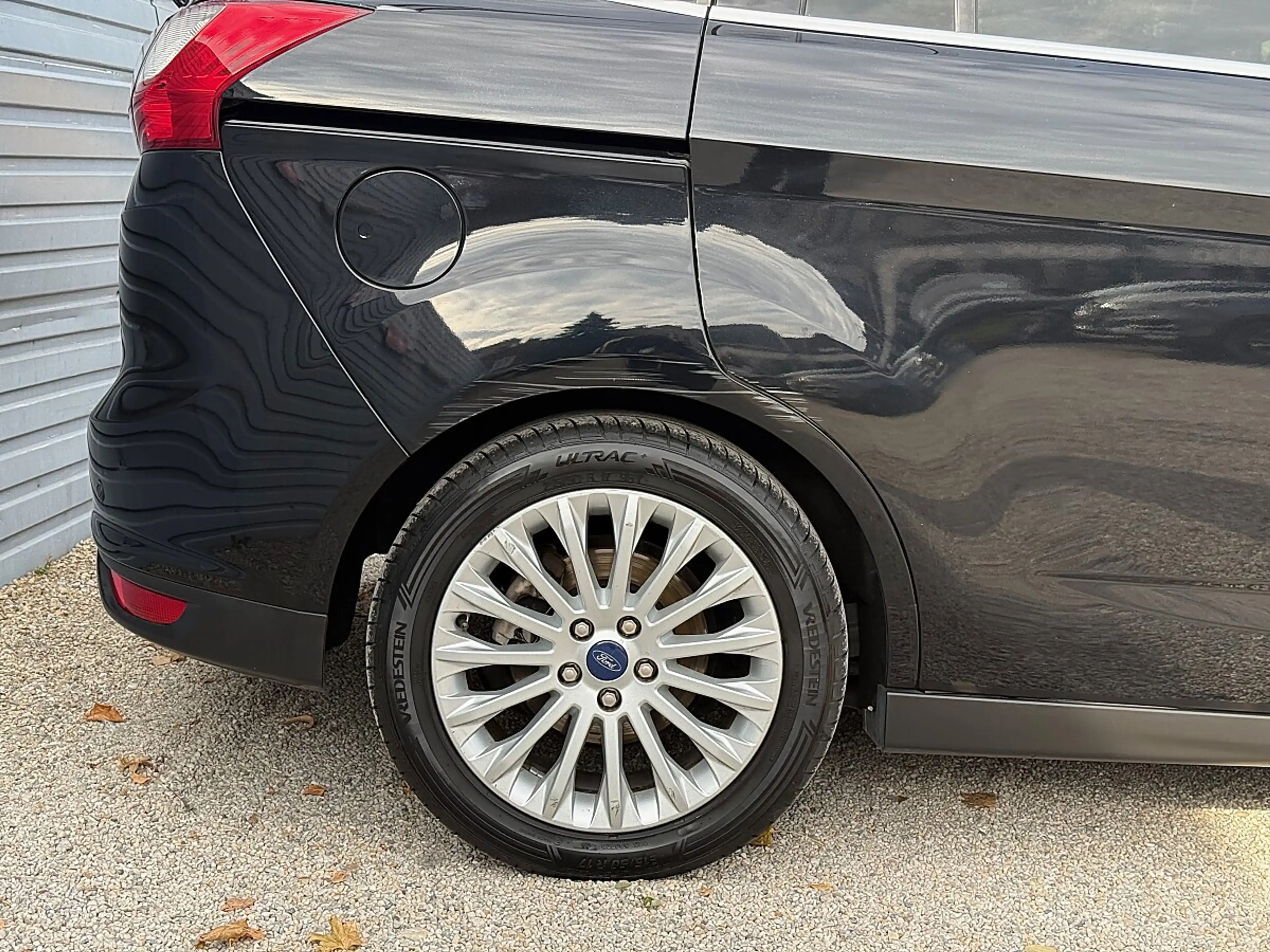 Ford Grand C-Max Grand C-MAX Titanium 1,6 TDCi DPF — photo 6