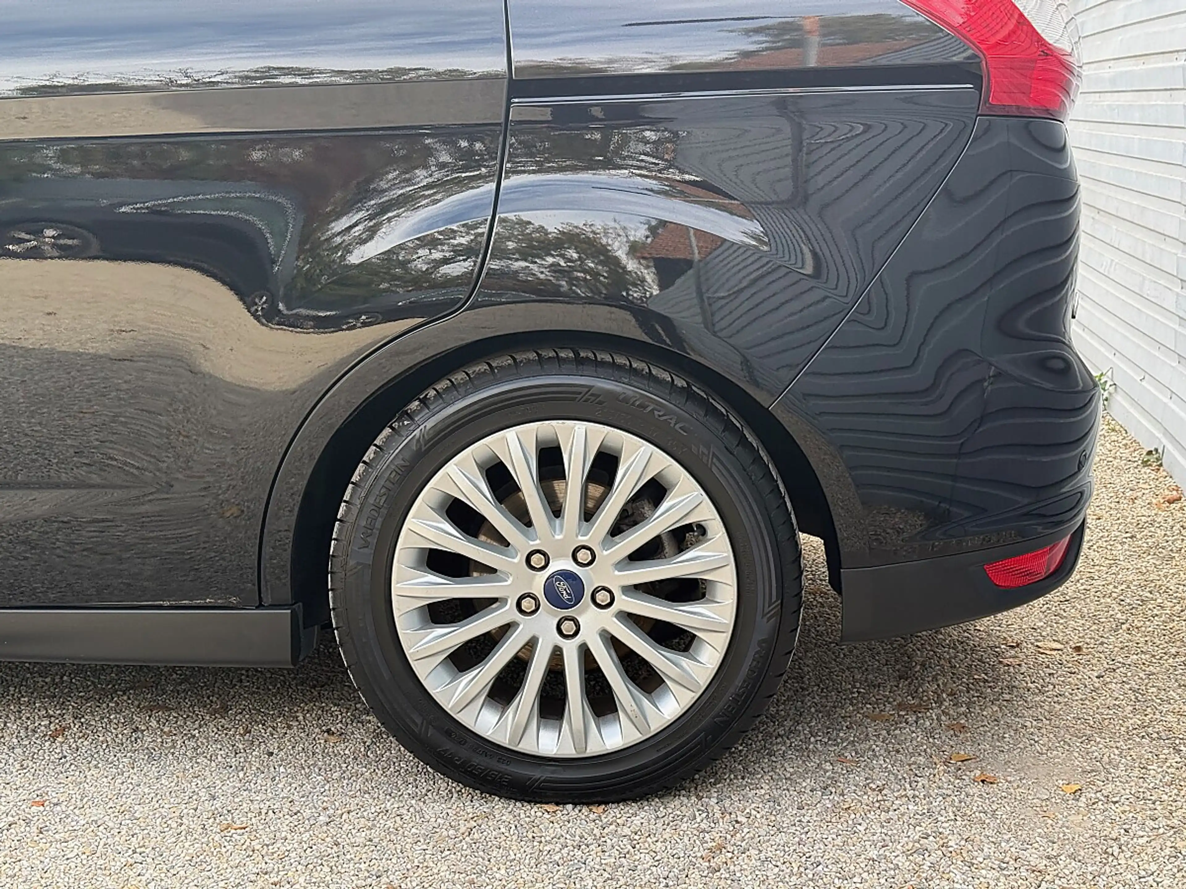Ford Grand C-Max Grand C-MAX Titanium 1,6 TDCi DPF — photo 10