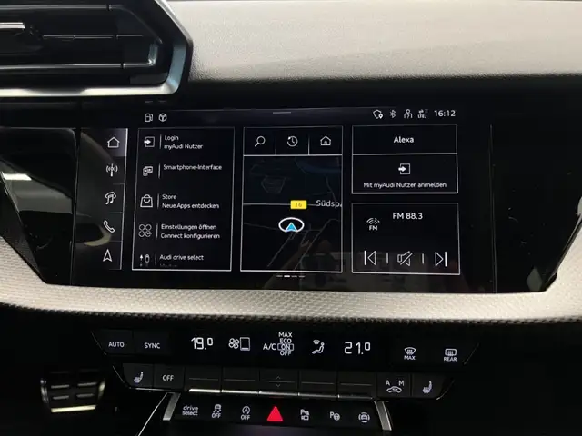 Audi RS3 view 14