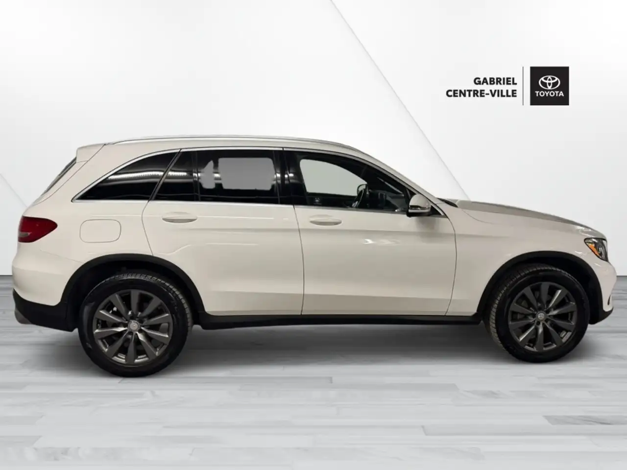 Mercedes-Benz GLC снимка Mercedes-Benz GLC