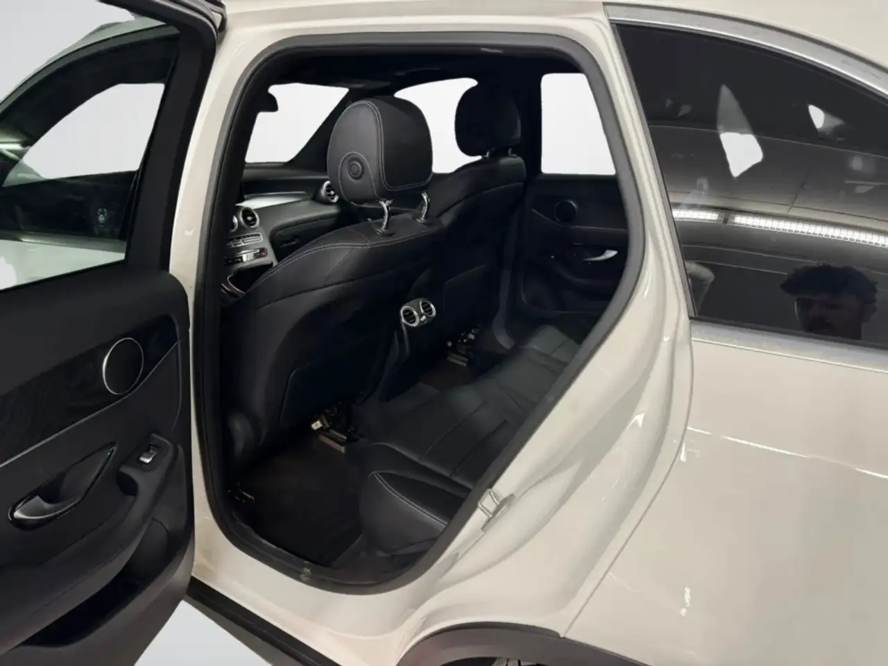 Mercedes-Benz GLC снимка Mercedes-Benz GLC
