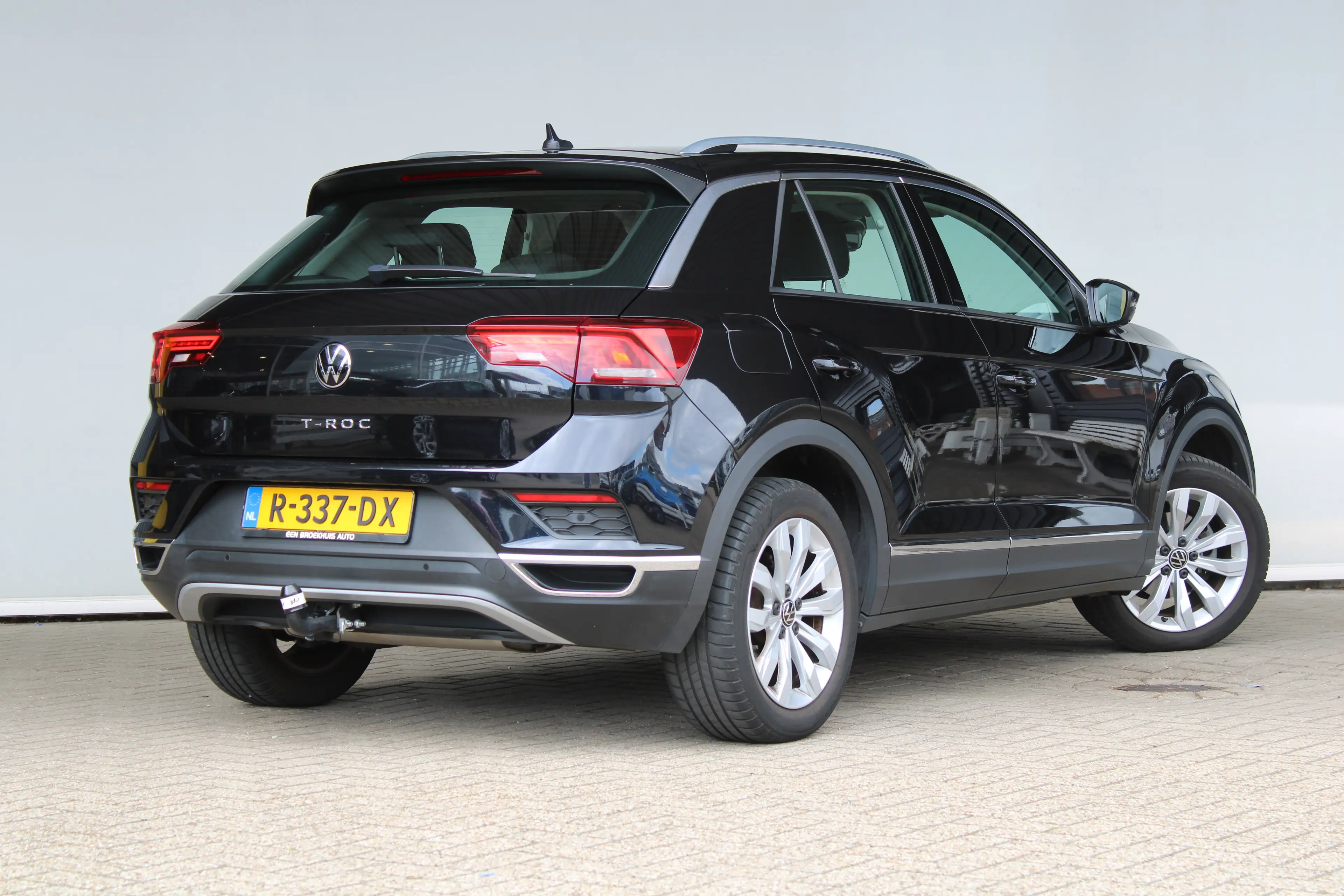 Volkswagen T-Roc 1.5 TSI Sport Business R | Trekhaak | Adaptieve cr — photo 2
