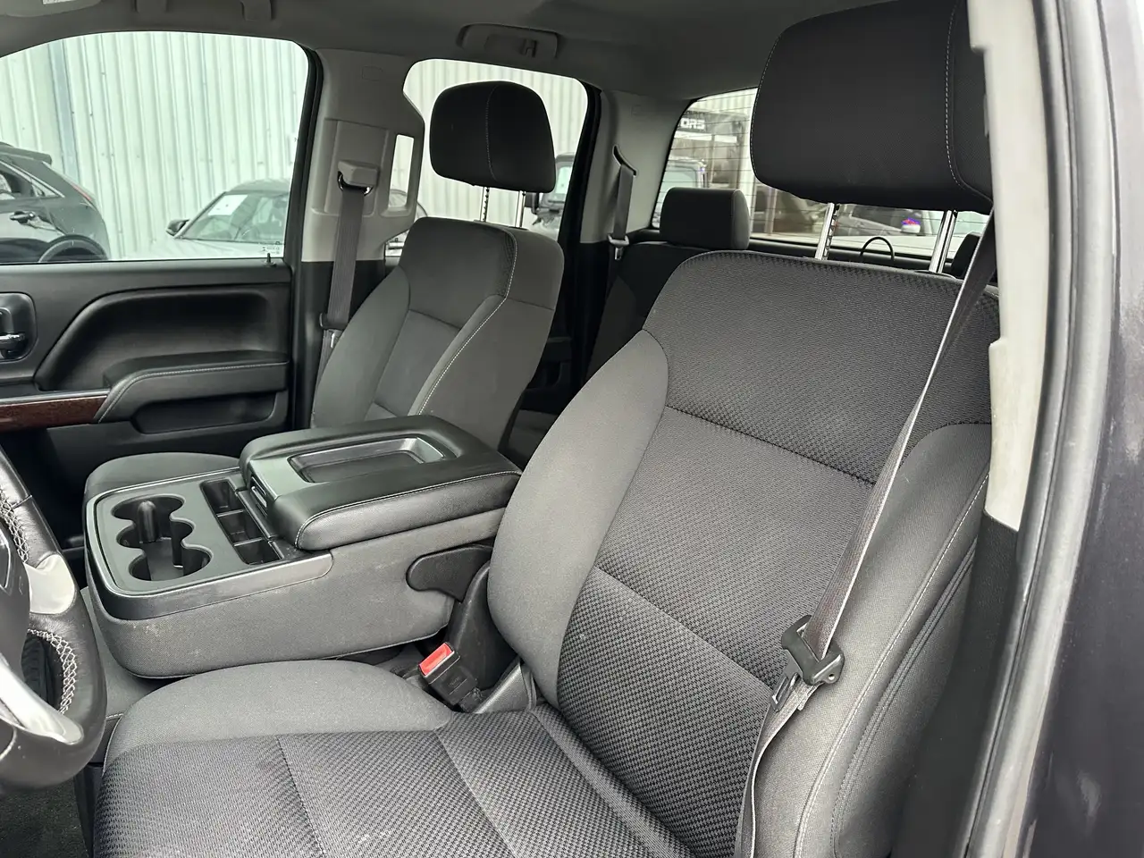GMC Sierra 1500 снимка GMC Sierra 1500