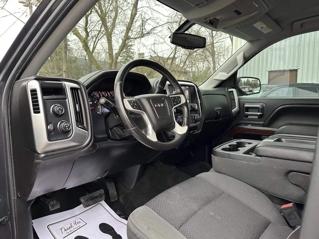 GMC Sierra 1500 снимка GMC Sierra 1500