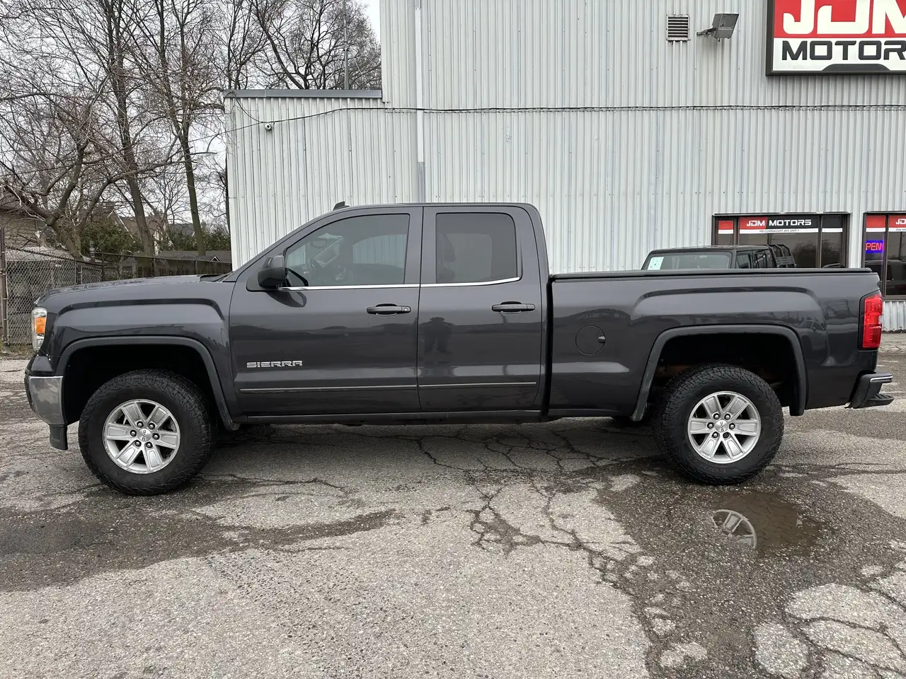 GMC Sierra 1500 снимка GMC Sierra 1500