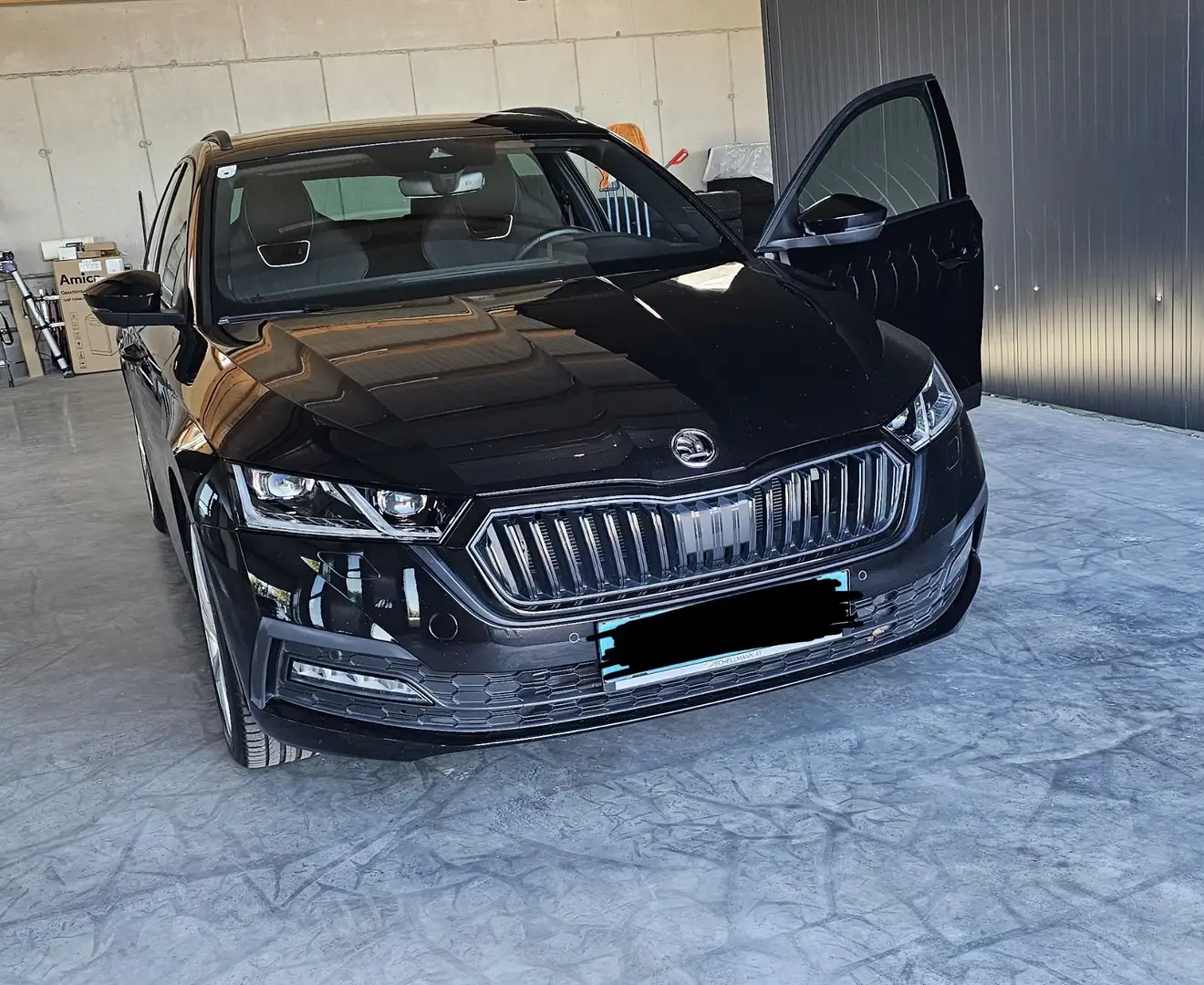 Skoda Octavia Combi 2,0 TDI 4x4 Style DSG, SPORT, STANDHEIZUNG Schwarz - 1