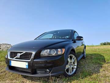 C30 T5 230 Momentum