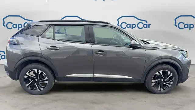Peugeot 2008 view 4