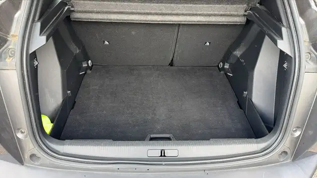 Peugeot 2008 view 14