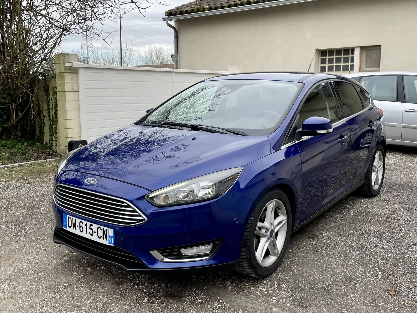 Ford Focus 1.6 TDCi 115 S&S Titanium Bleu - 1