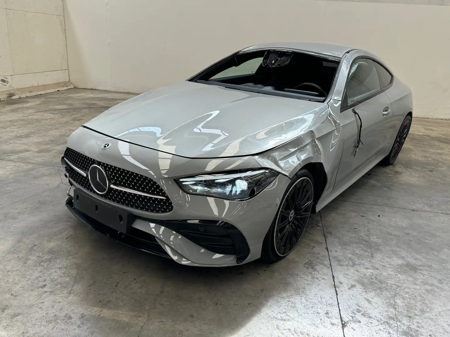 Mercedes-Benz CLE 220 d Coupe AMG Line Plus *NIGHT PACK*MULTIBEAM* Grigio - 1