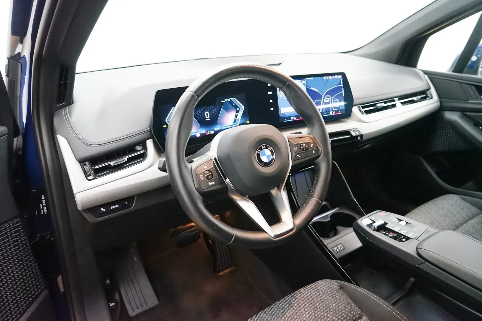 BMW 218 i Active Tourer [AHK, LED, RFK, SHZ, DAB+] Blau - 2