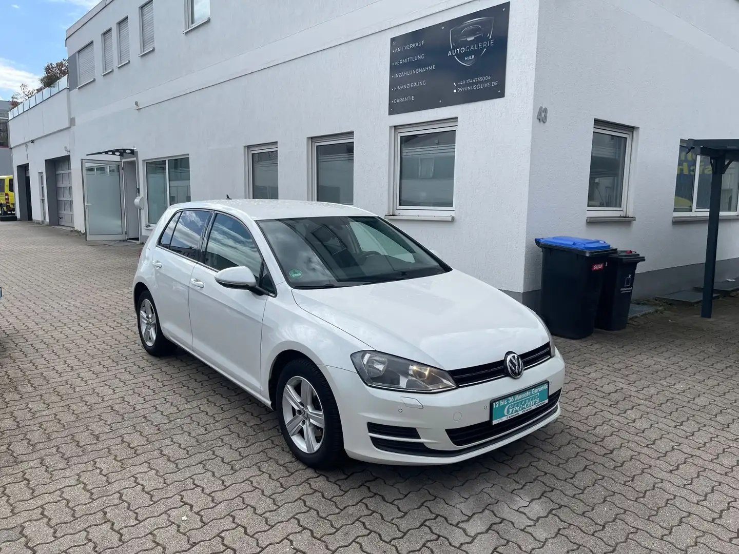 Volkswagen Golf VII Lim. Comfortline BMT Weiß - 1