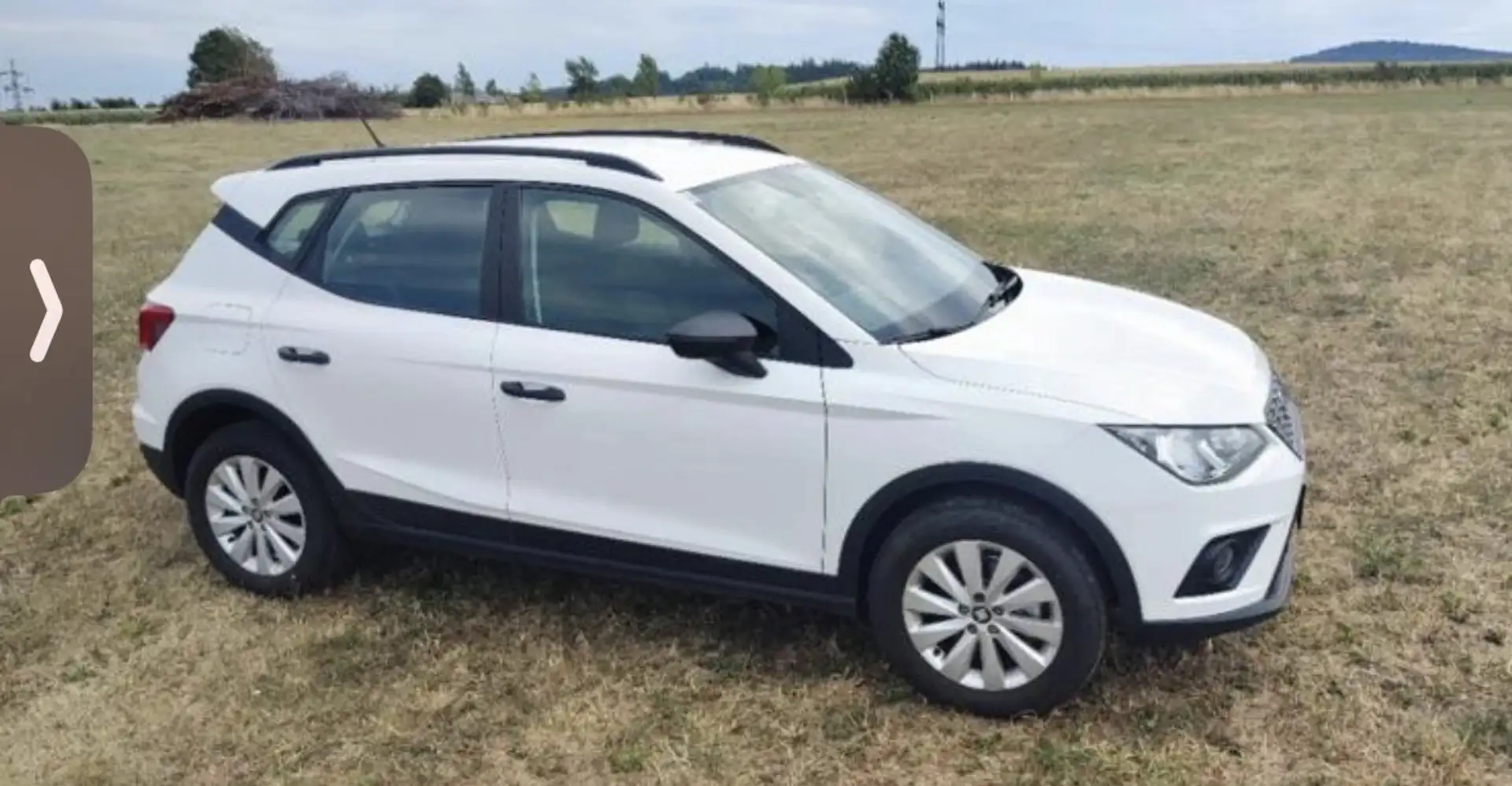 SEAT Arona Arona 1,6 TDI Reference Weiß - 2