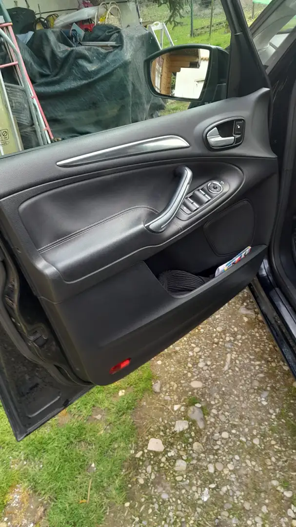 Ford Galaxy Galaxy II 2010 2.0 tdci Titanium 163cv powershift Černá - 2