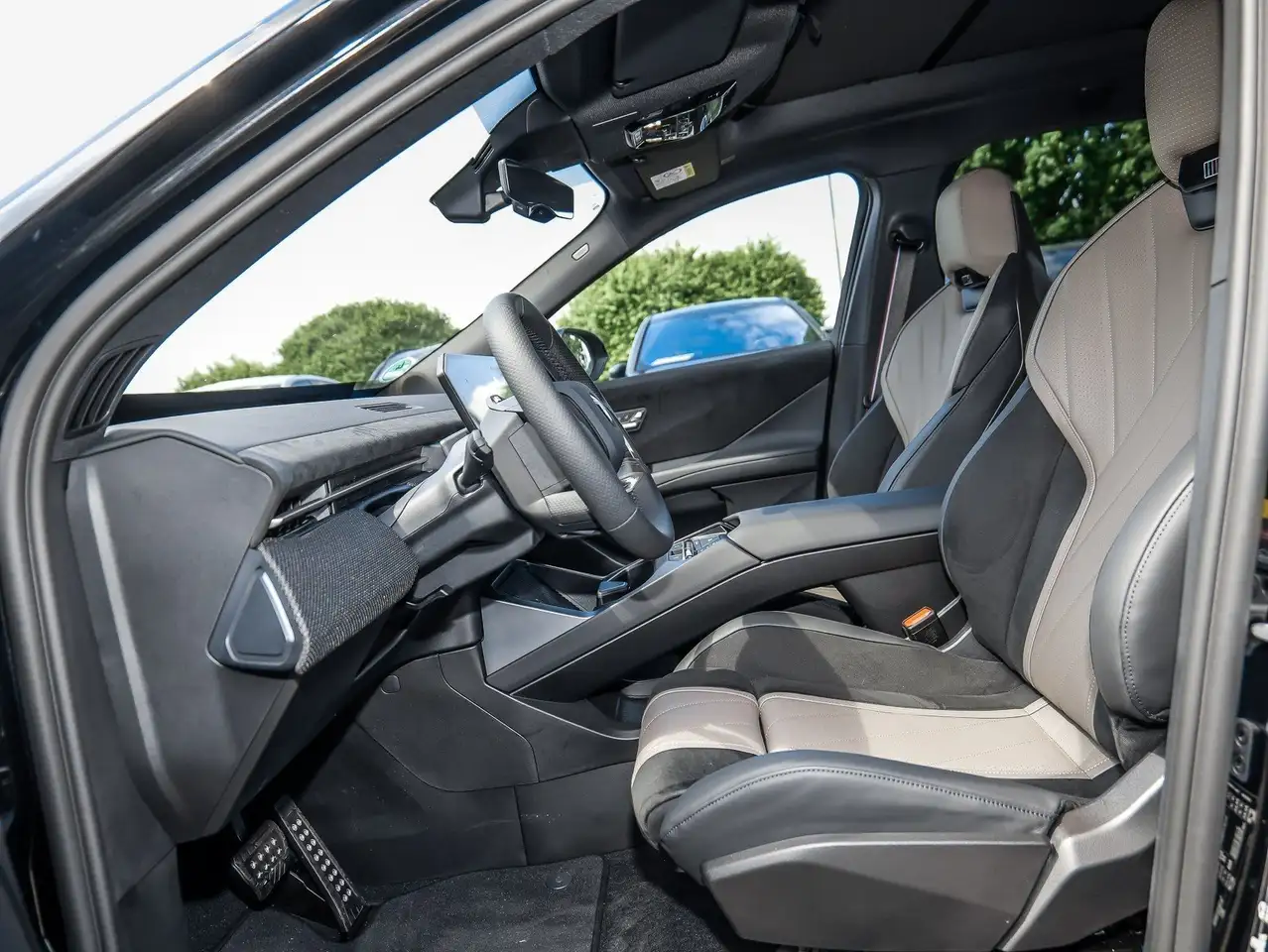 BMW iX3 50 xDrive MSport + Pano + Autobhn. + 22" 5