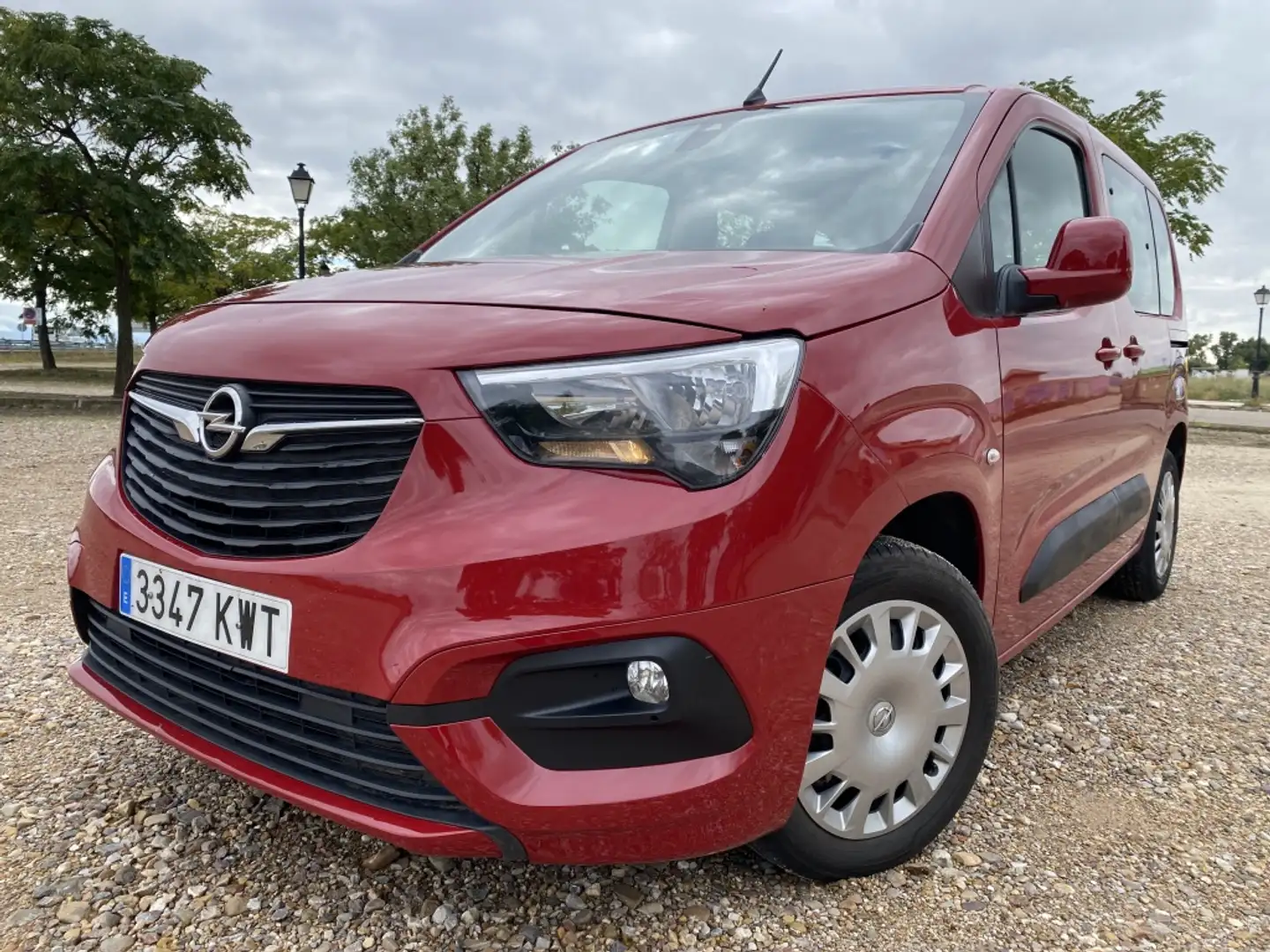 Opel Combo Life 1.5TD S/S Selective L 130 Rouge - 1