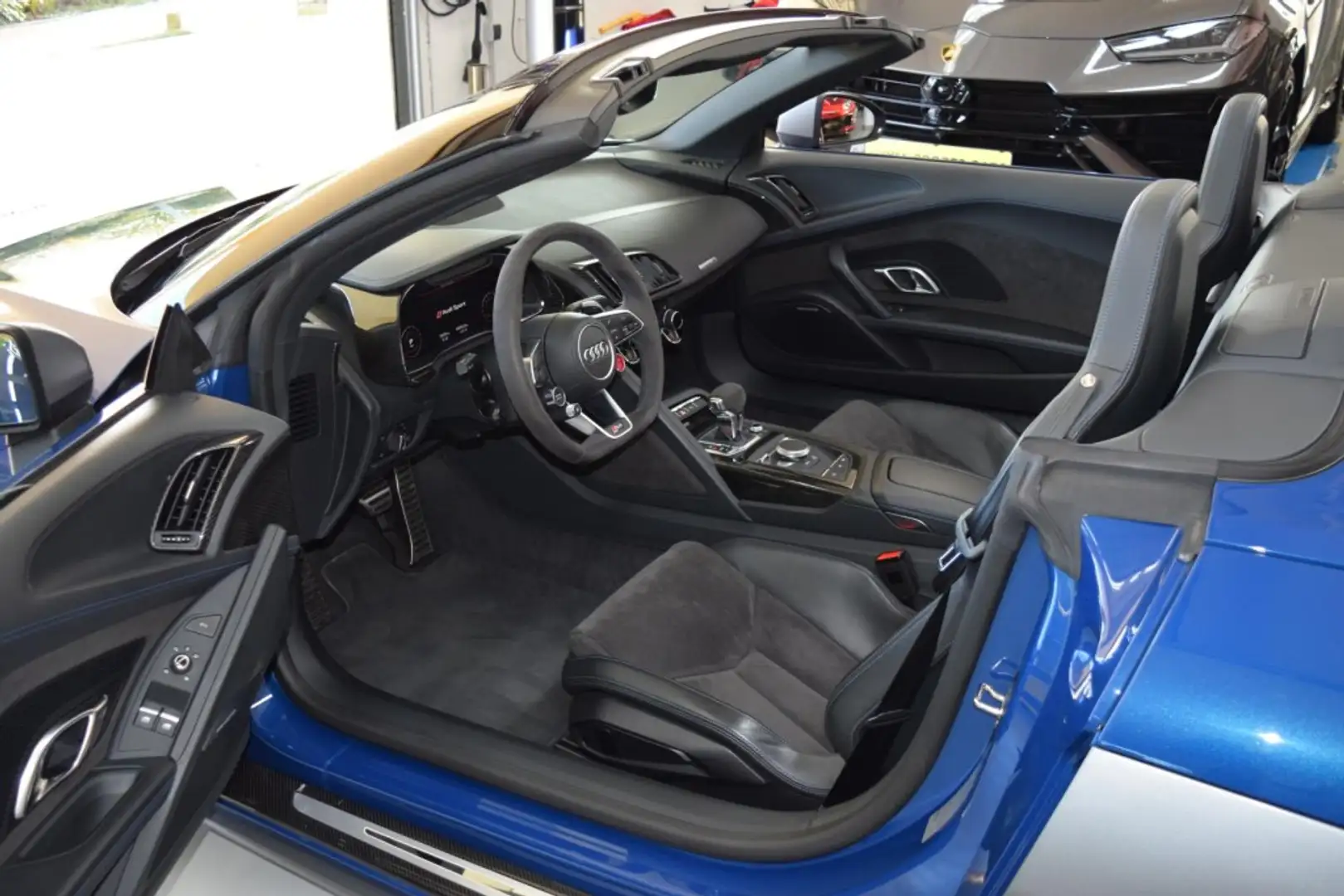 Audi R8 Spyder V10 Performance*KERAMIK*LASER*Magnetic Bleu - 2