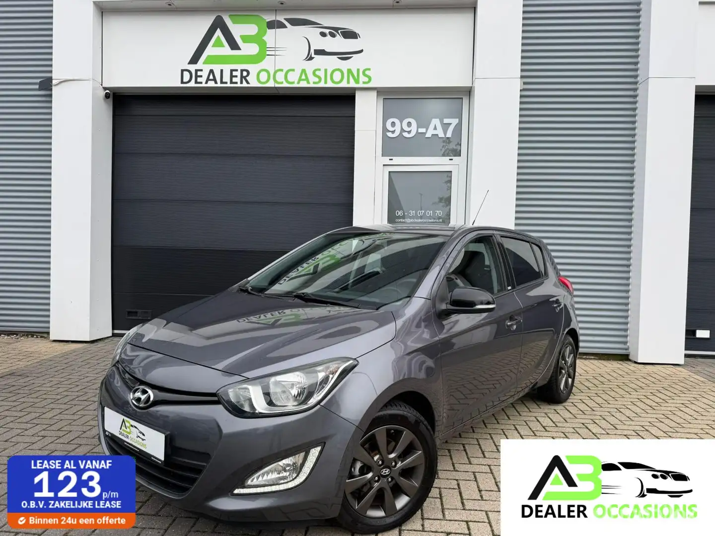 Hyundai i20 1.2i Fifa World Cup Edition 5 drs, Airco,NW-APK Gris - 1
