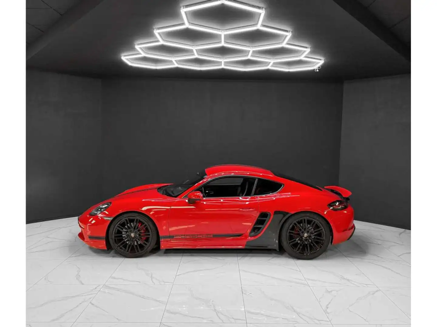 Porsche 718 Cayman S 2.5 PPF / CARBON SEATS / BOSE Rood - 2