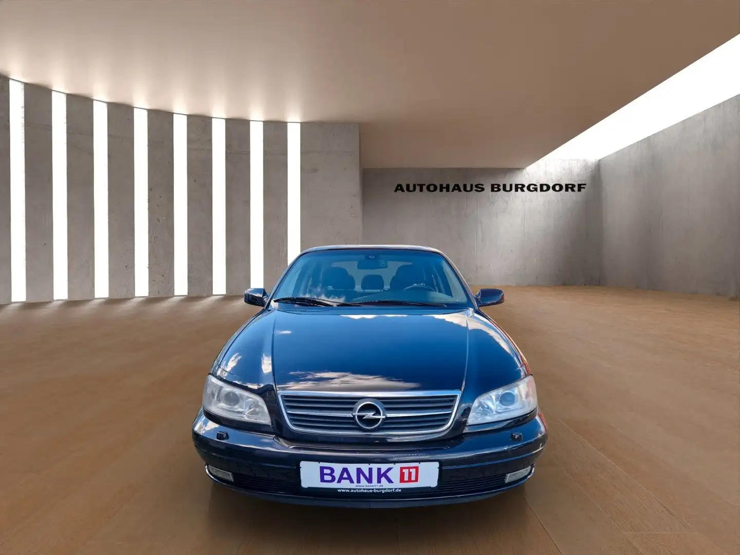 Opel Omega 2.2 16V Sport Xenon Tempomat Alufelgen Negro - 2